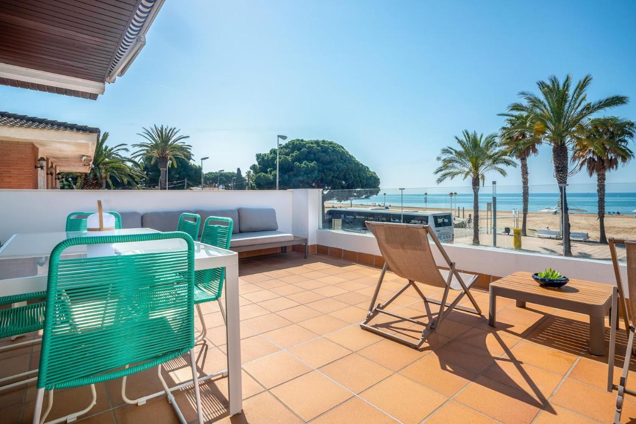 Beach House Cambrils Apartamento En Primera Linea De Playa Exterior foto